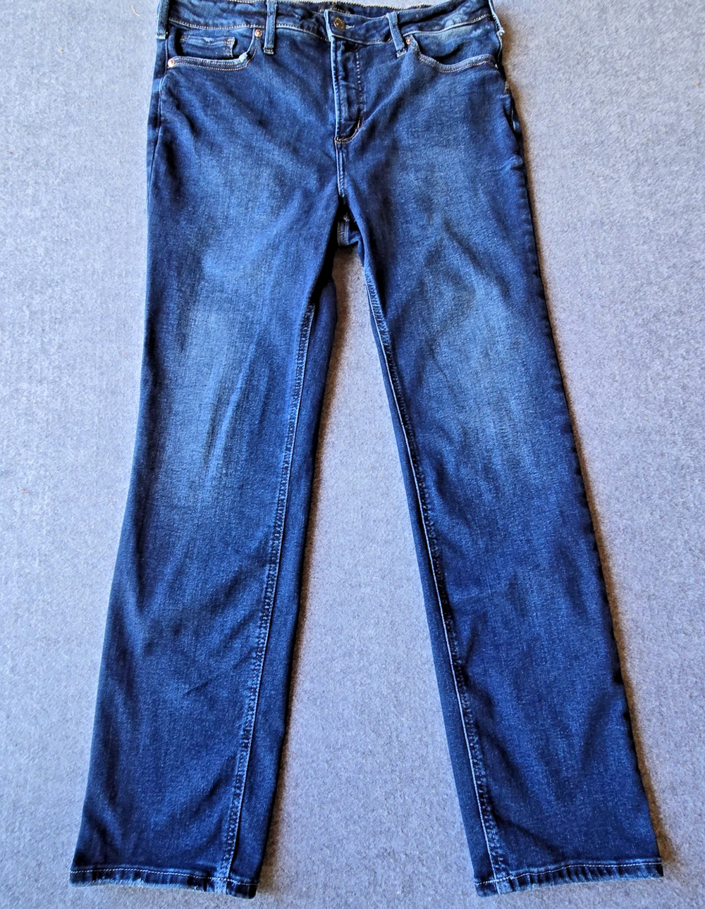 Silver Jeans Women's Infinite Fit Jeans Size XL 33x29 Straight Leg High Rise
